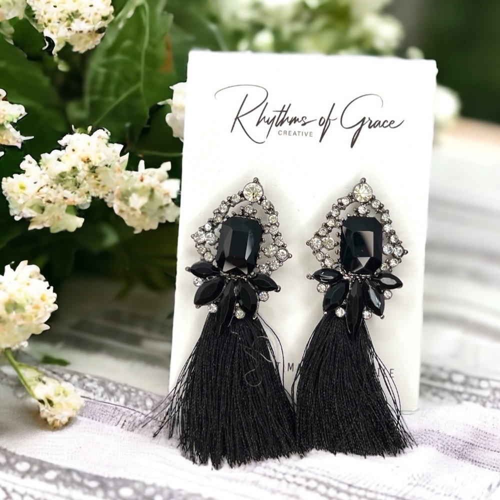 Sparkle & Sass: NWT Black Fringe Rhinestone Dangle Earrings!